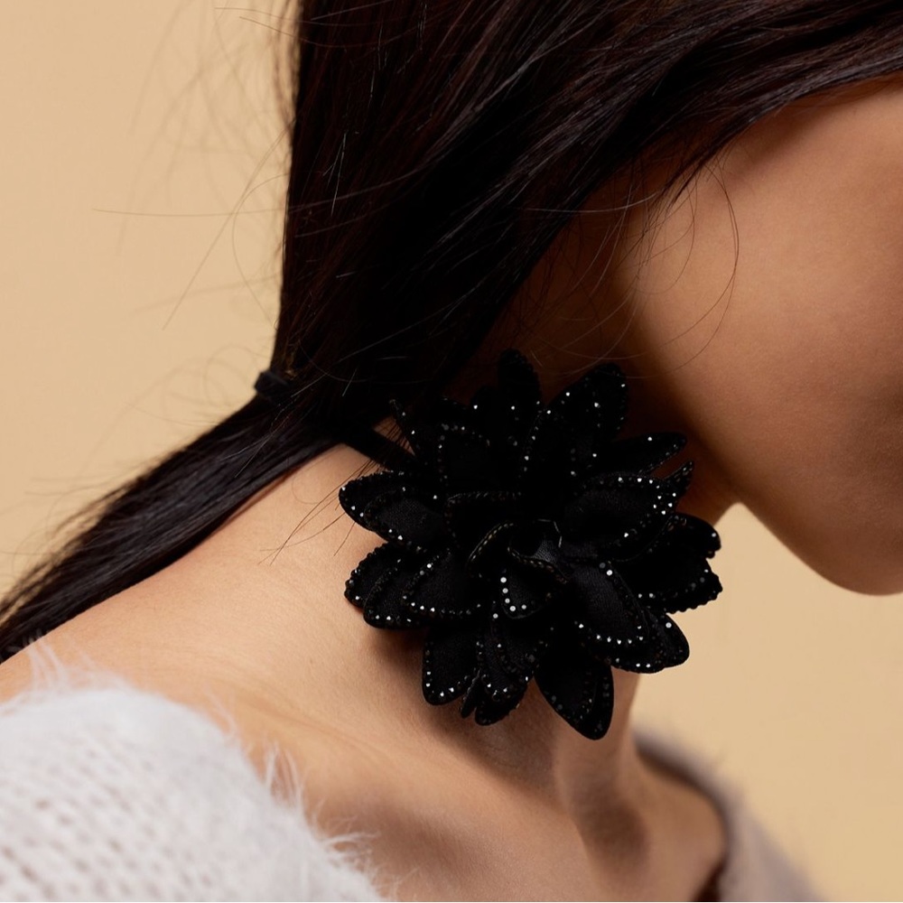 Free People Black Flower Choker